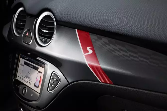 Opel-Adam-S-Prototipe-Interior