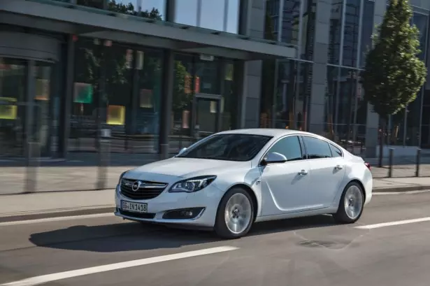 New Opel Insignia and Insignia Sport Tourer (11)