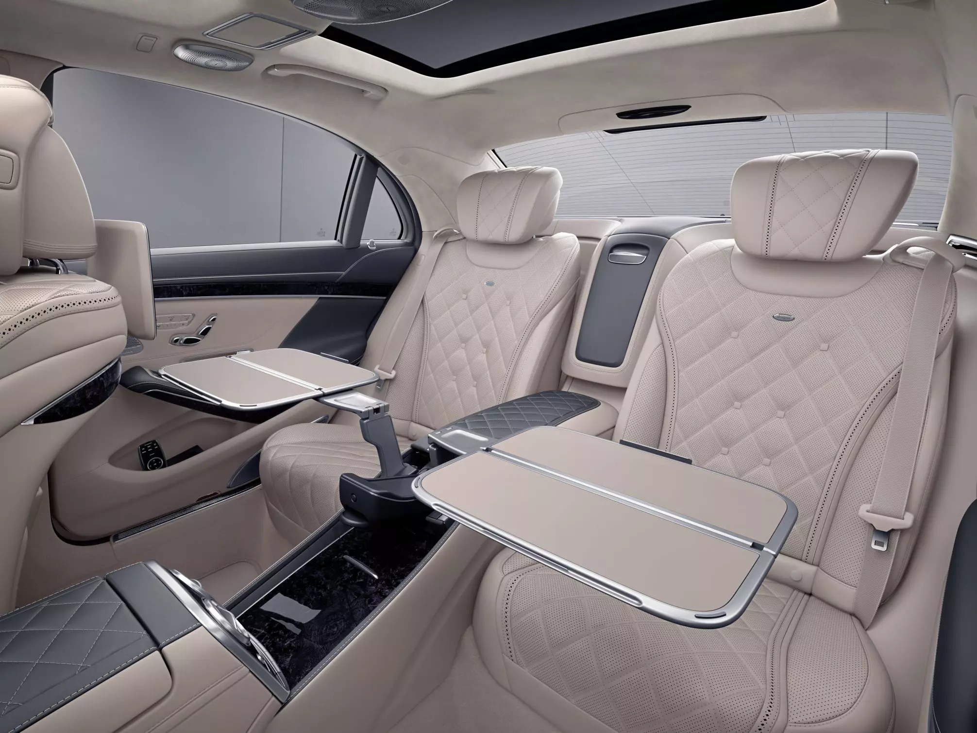 Mercedes-Benz S-Class Indoor