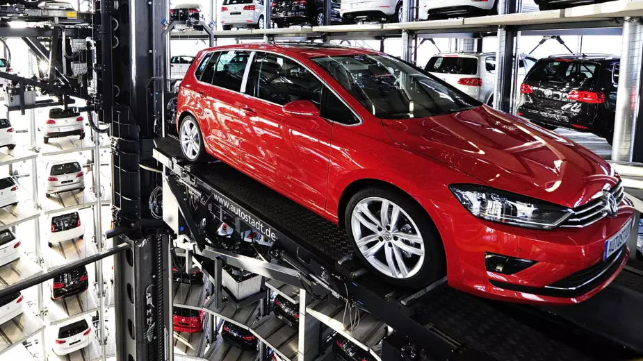 Volkswagen menjual beribu-ribu kereta pra-pengeluaran… dan ia tidak boleh