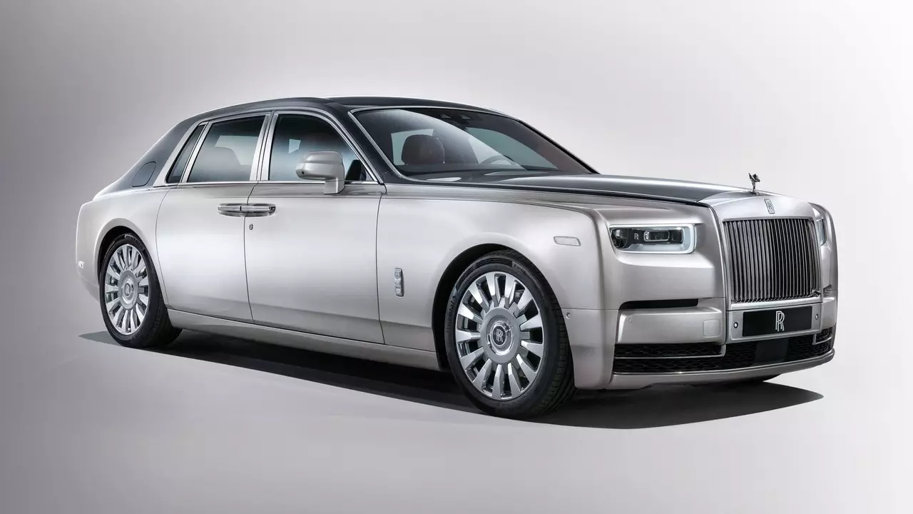 Rolls-Royce Phantom