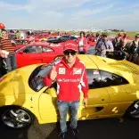 964 Ferraris en Silverstone para establecer un récord mundial 17108_3