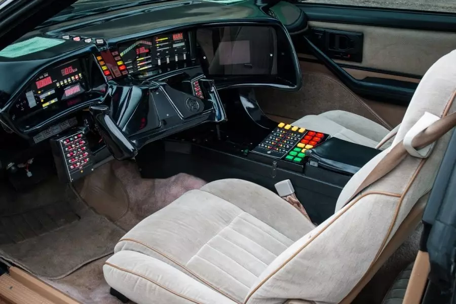 KITT, “Pontiac Firebird Trans Am”, 1983