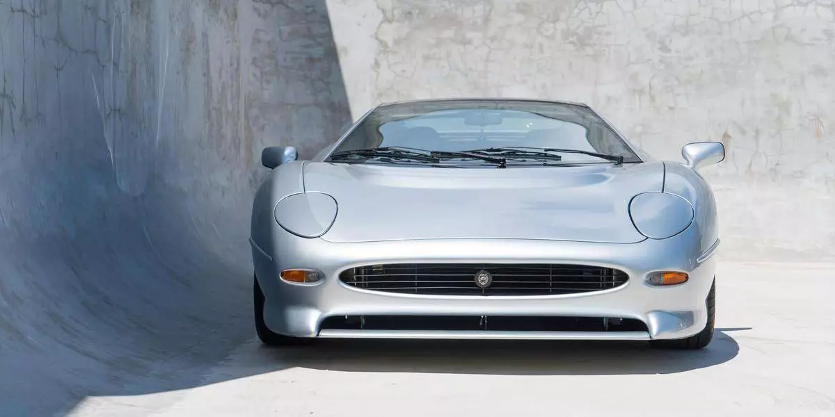 捷豹 XJ220 1992