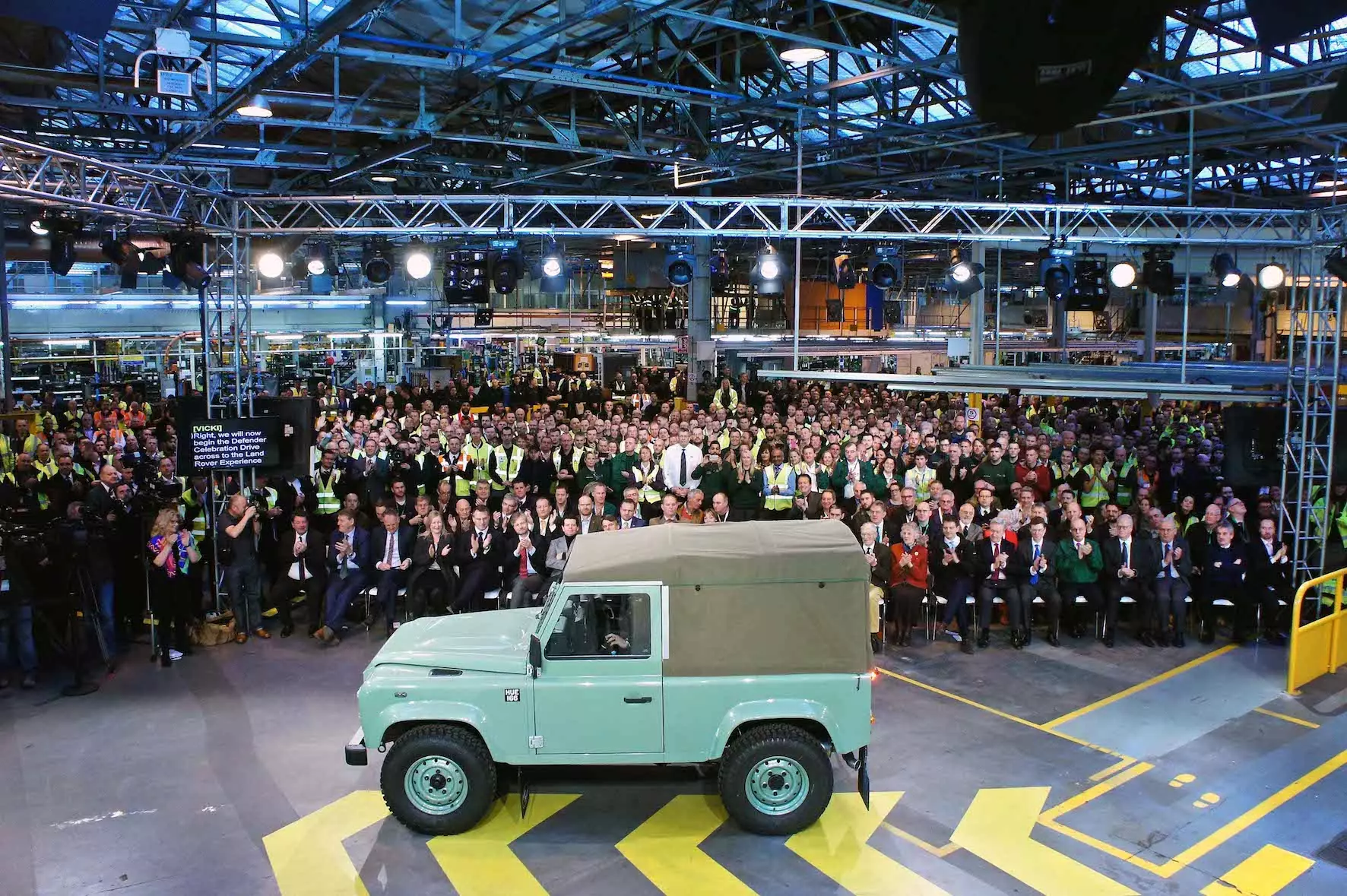 Los empleados de Land Rover se despiden de Defender 17400_1