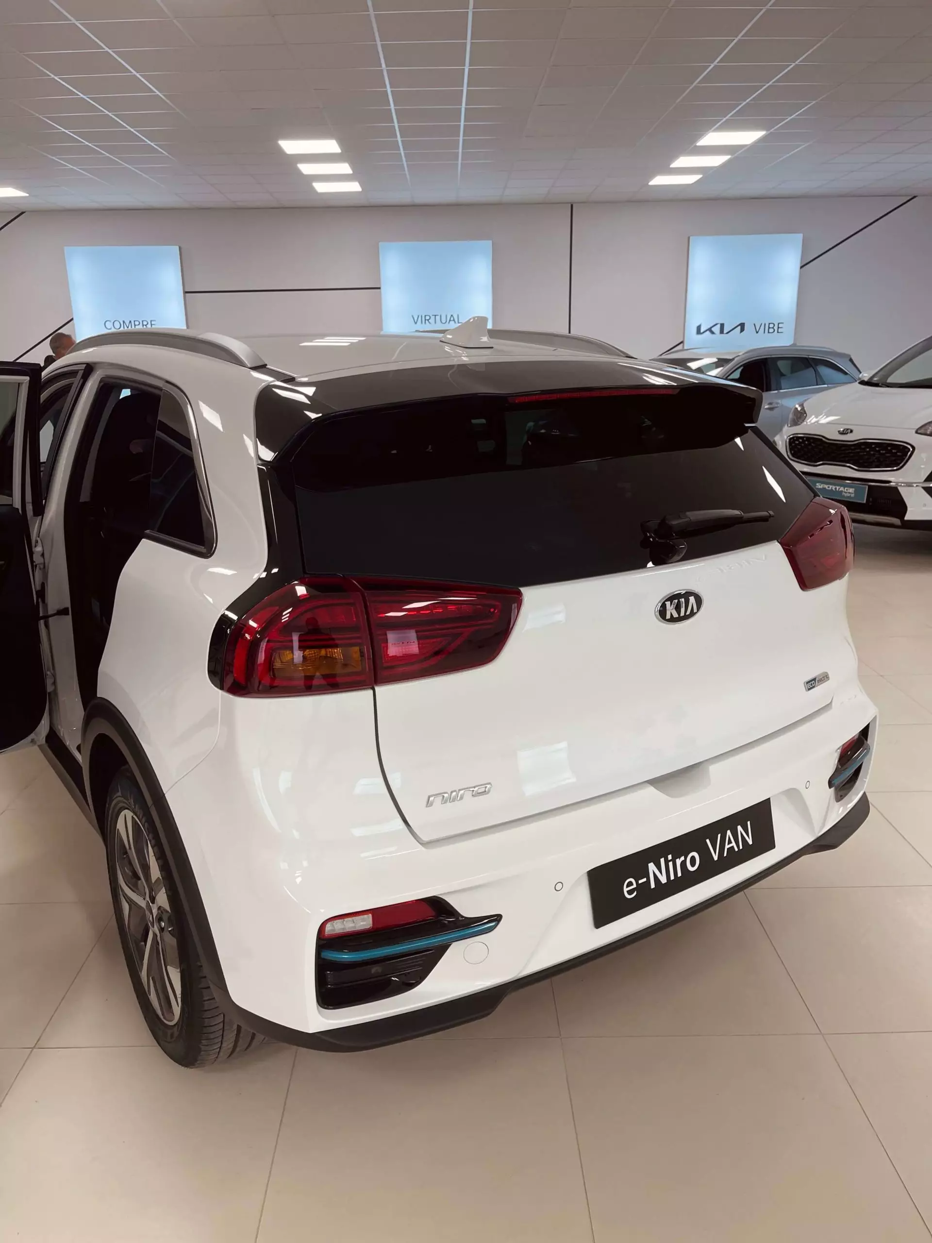 Kia_e-Niro_Van 4 |