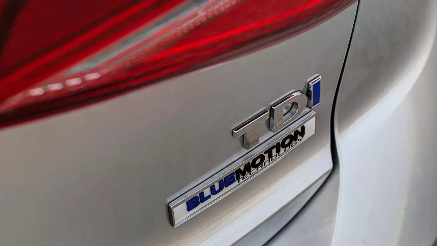 လိုဂို 2.0 TDI Bluemotion 2018