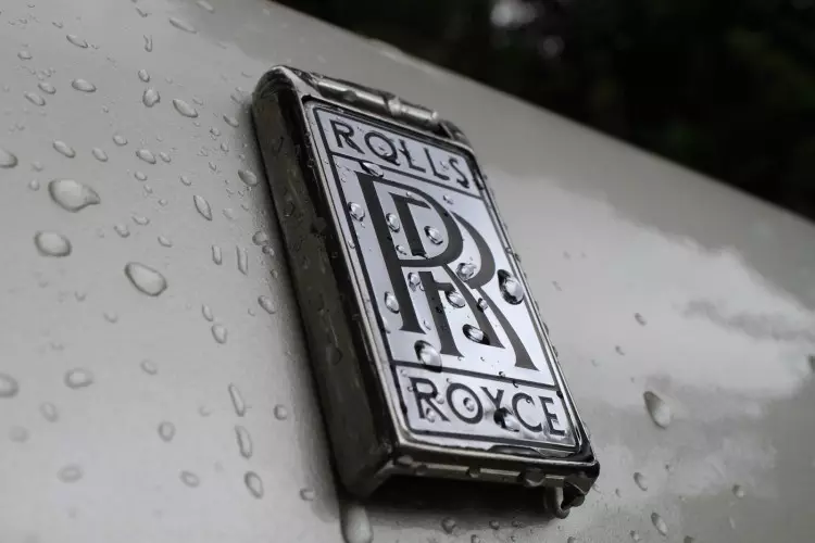 Rolls-Royce эмблемасы