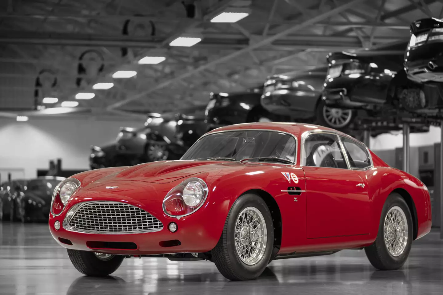 Aston Martin DB4 GT Zagato Продолжение