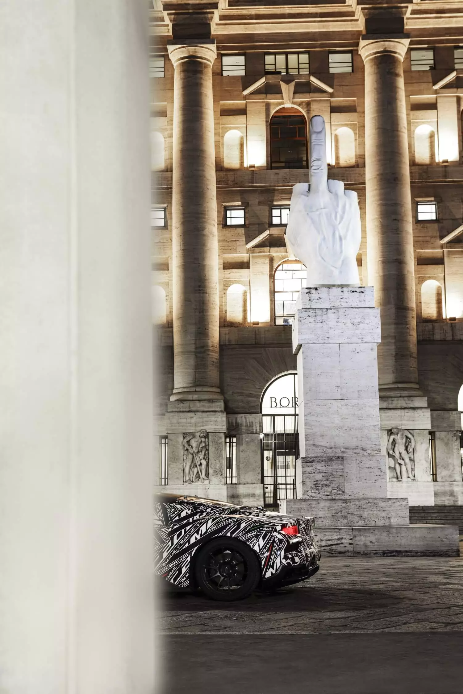 Maserati MC20 Teaser