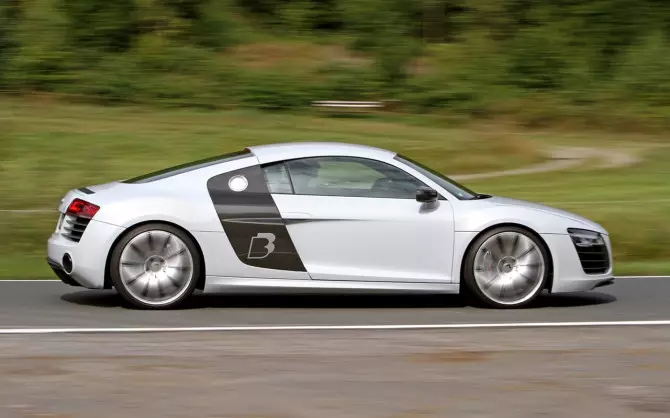 2013-BB-Automobiltechnik- أودي- R8-V10-plus-Motion-2-1280x800