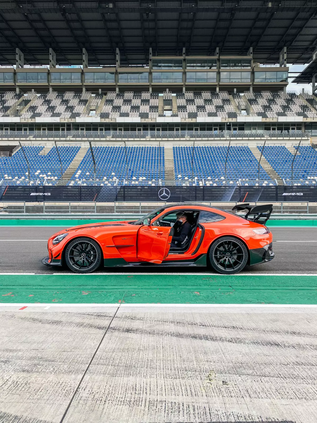 Den Dag wou ech de schnellsten Produktiounsauto um Nürburgring getest hunn 1786_1