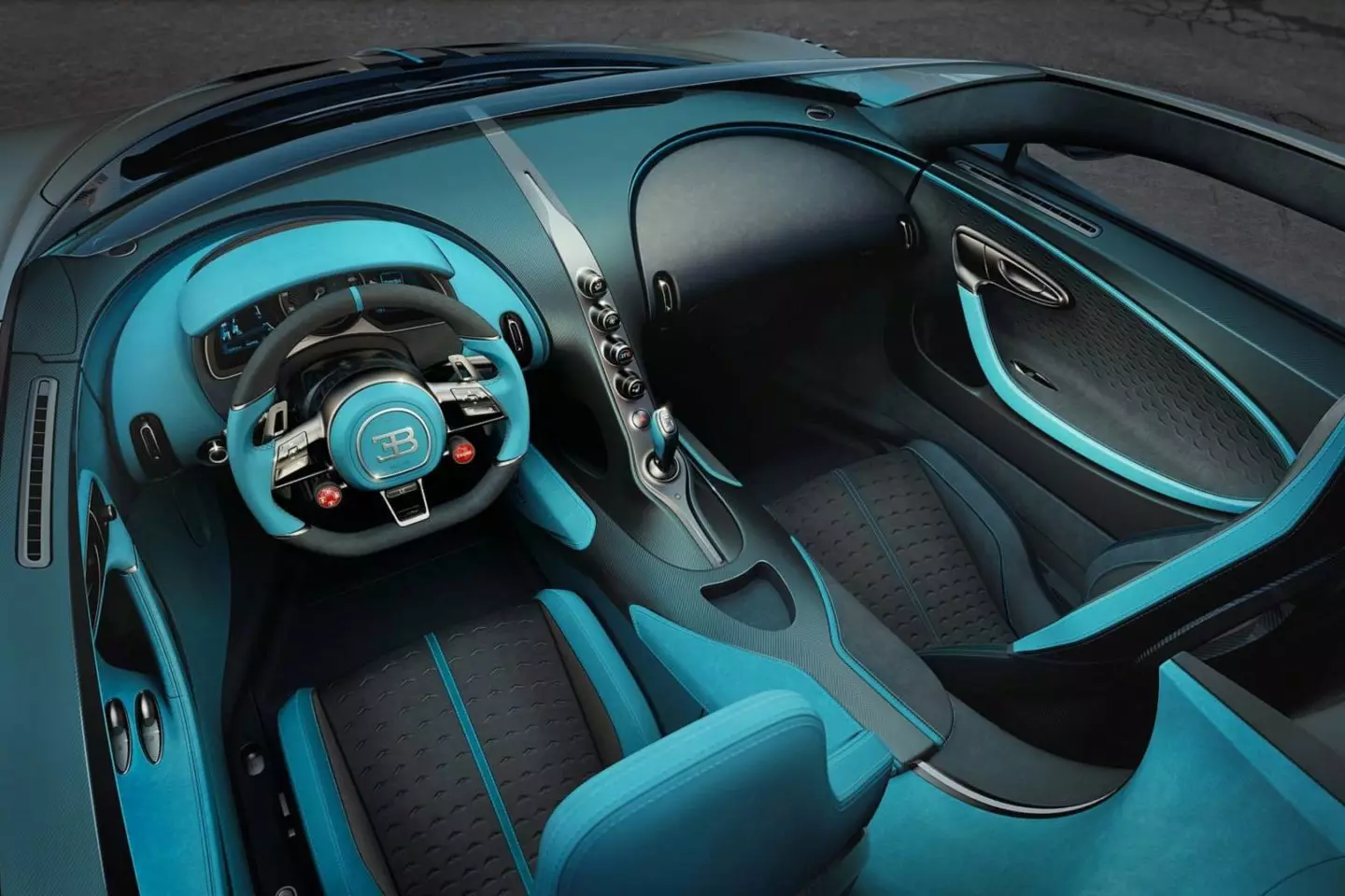 Lebopo la Bugatti Divo Pebble la 2018