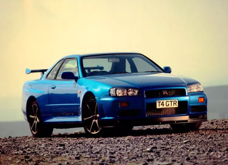 Nire-kerem-yurtseven-Nissan-skyline-gtr-r34-2-fast-2-furious-17624274-1024-768