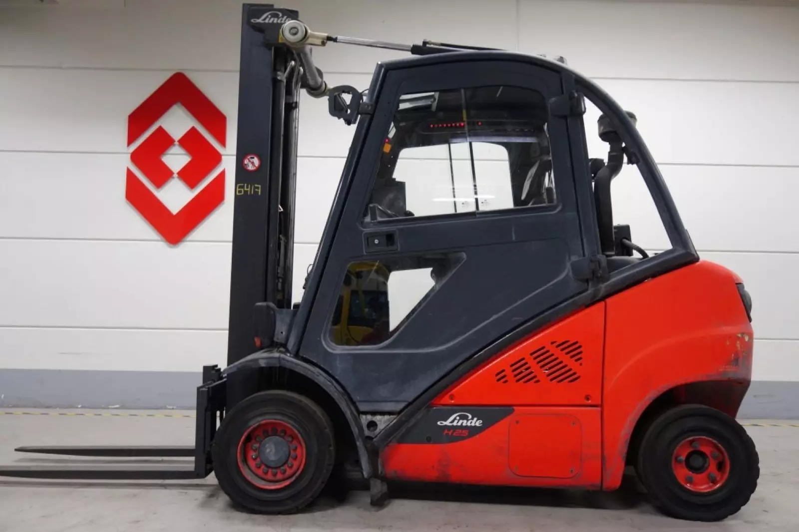 Linde Forklift Kab