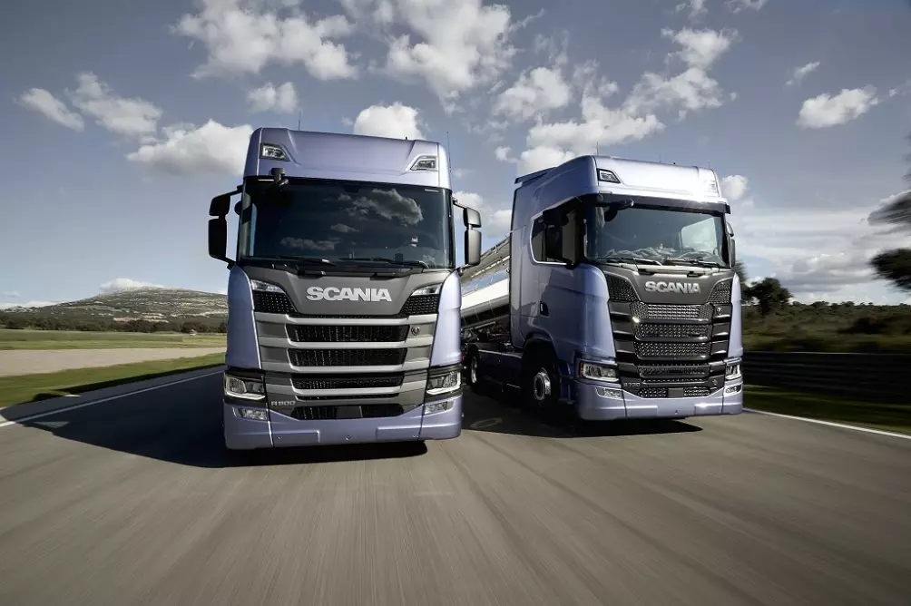 Tryciau Scania