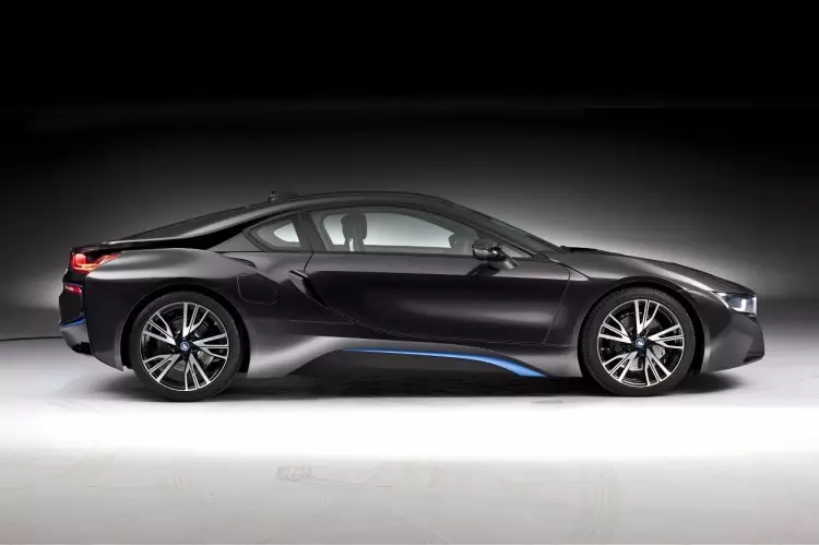 تصميم بي ام دبليو i8