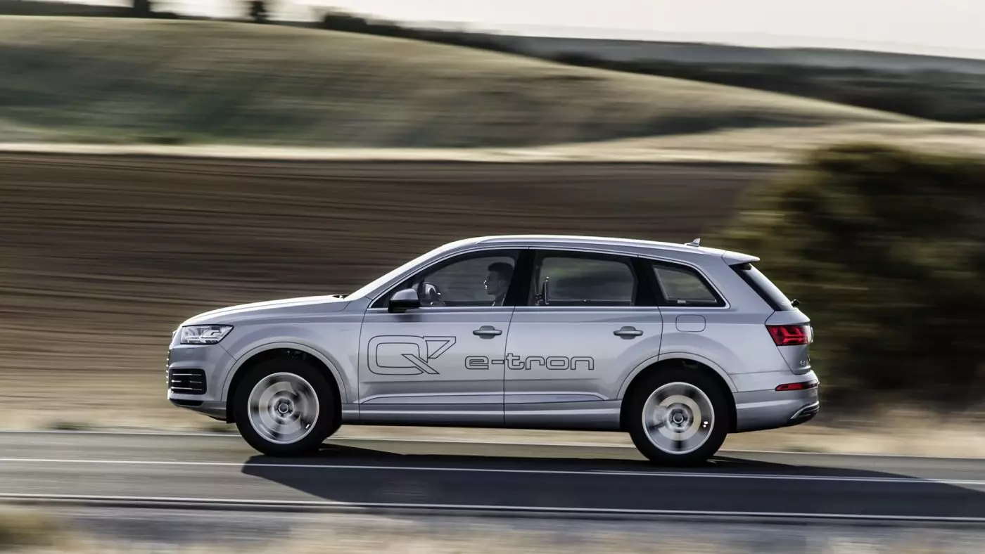 Audi Q7 e-tron 3.0 TDI quattro ပေါ်တူဂီနိုင်ငံသို့ ရောက်ရှိလာပြီဖြစ်သည်။ 18298_2