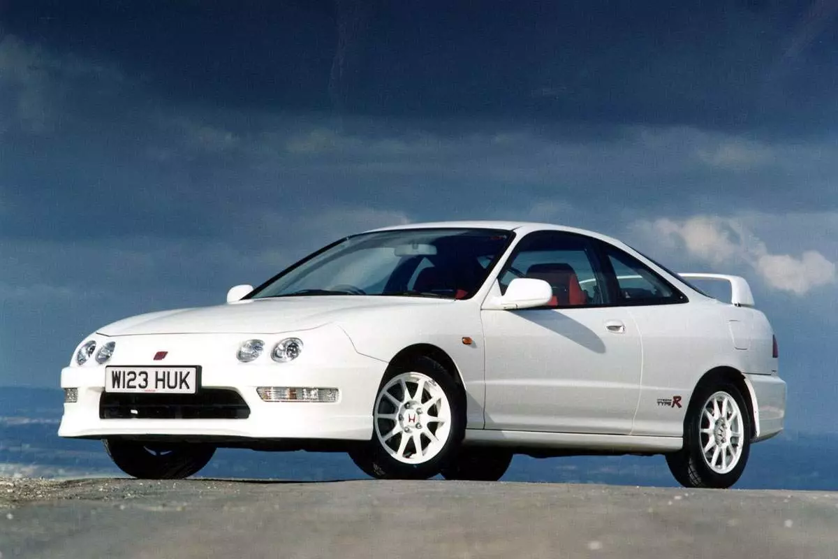 Honda Integra Cineál R.