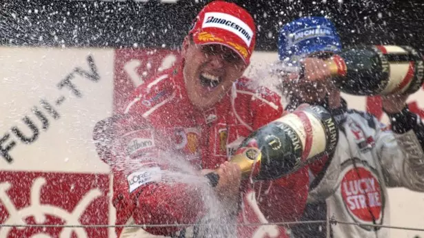 Michaelis Schumacheris sezono pabaigoje atsisveikina su automobilių sportu 18341_2
