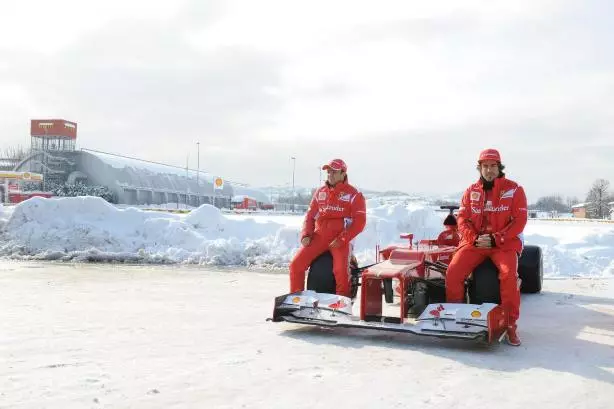 Ferrari presintearret de lelijkste F1 yn 'e skiednis fan it merk! 18528_3