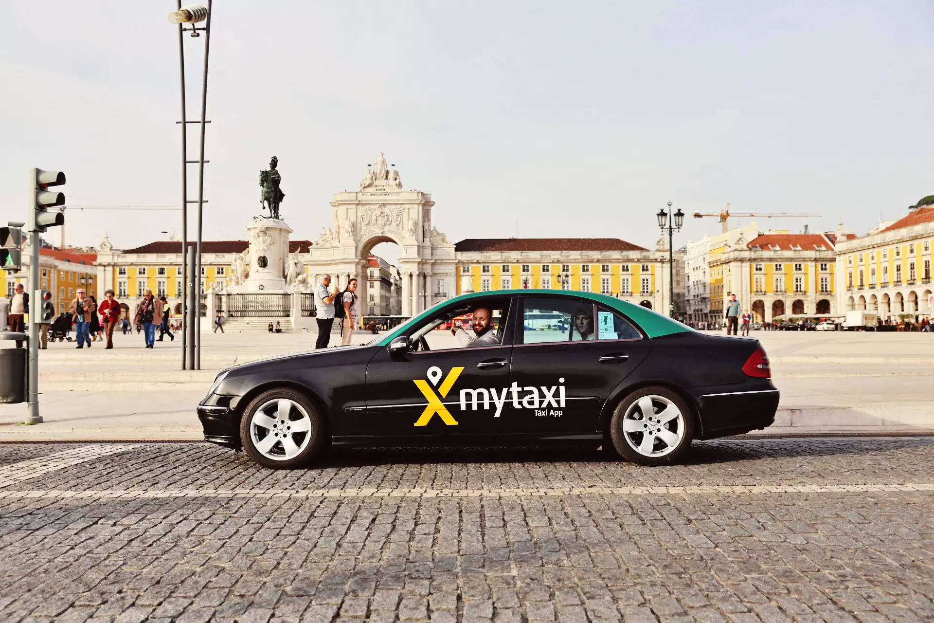 бизнес такси москва