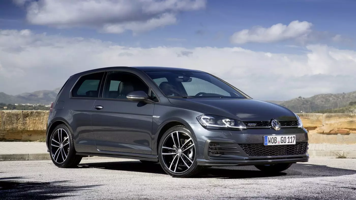 VW Golf GT ოჯახს აქვს 3 პიროვნება. რა გჭირს? 18726_4