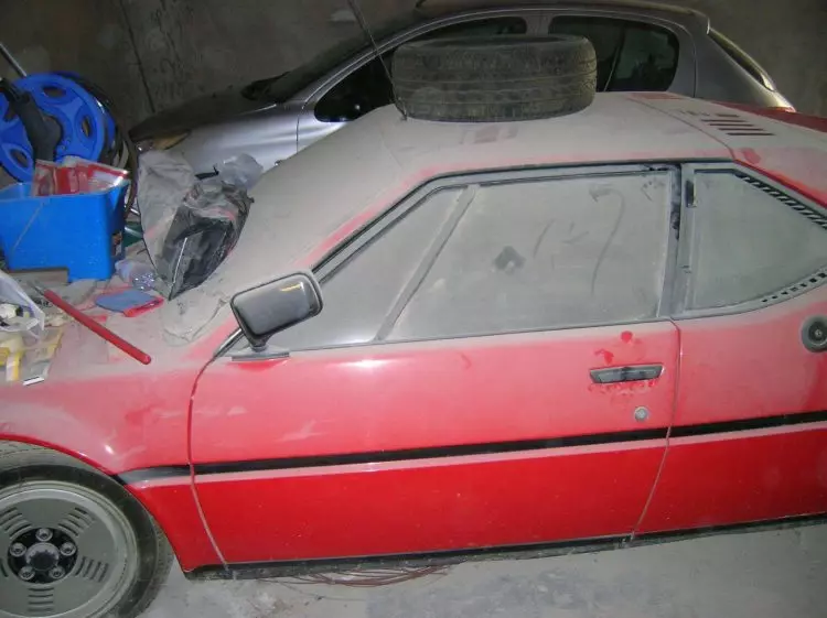 BMW M1 tika atklāts pēc 34 gadus ilgas pamešanas 18770_4