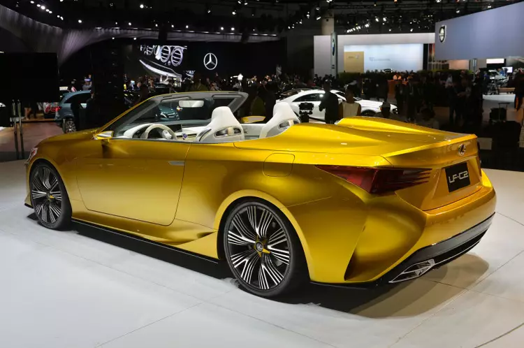 02-Lexus-lf-c2-concept-la-1