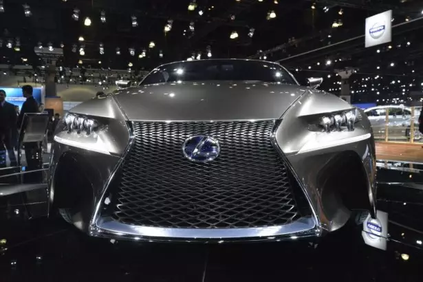 Lexus LF-CC goes into production 19082_1