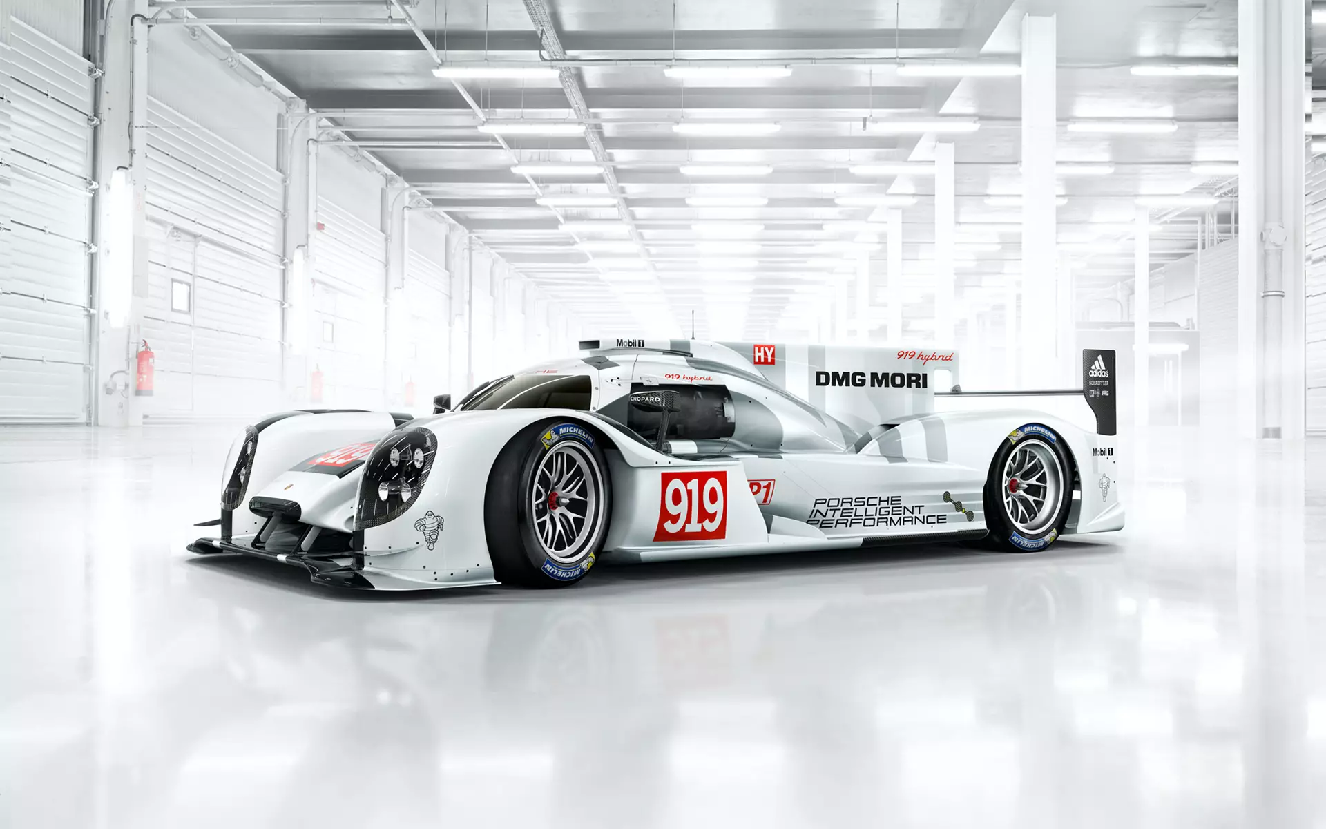 Porsche 919: V4, 2.0L, 9000 rpm eta irabazteko gogoa 19238_3