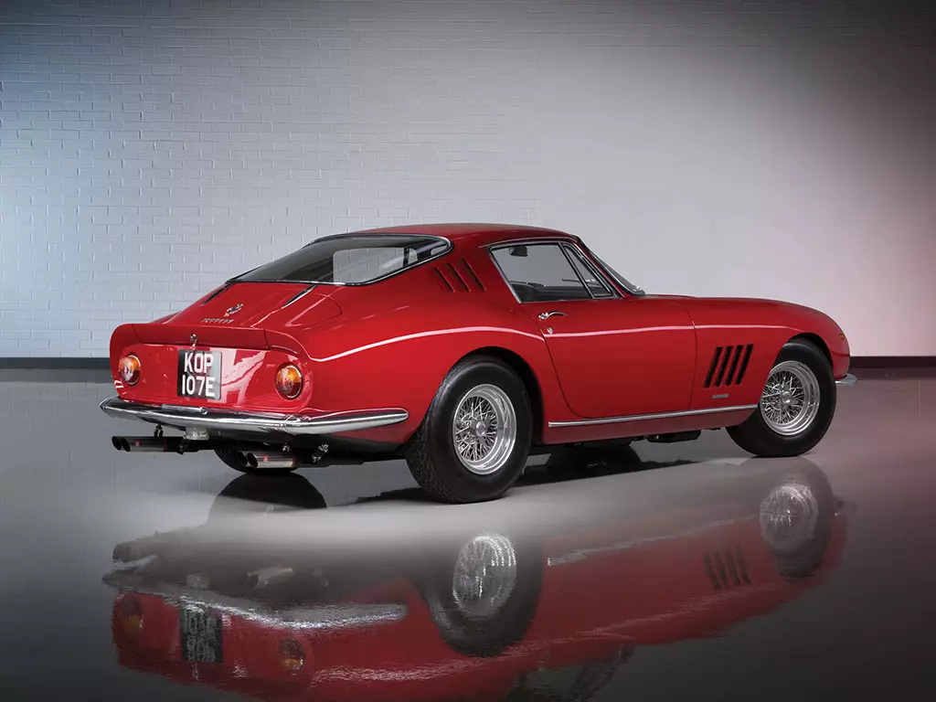 1967 Ferrari 275 GTB/4 by Scaglietti