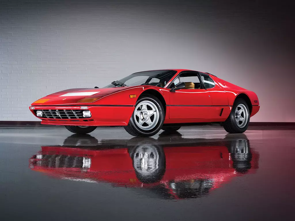 1983 yil Ferrari 512 BBi