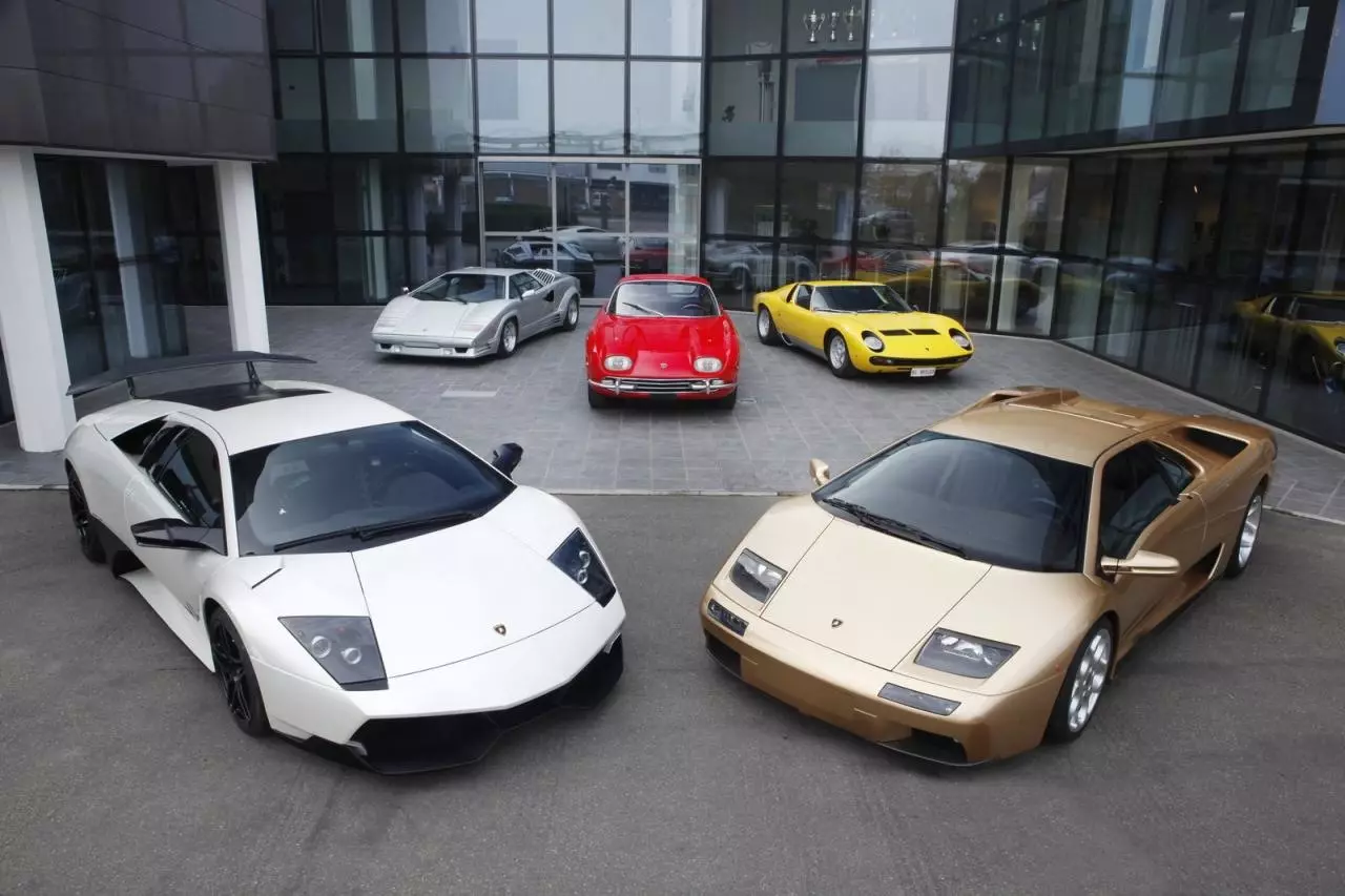 Anda sudah dapat melihat Museum Lamborghini tanpa meninggalkan rumah | KATAK