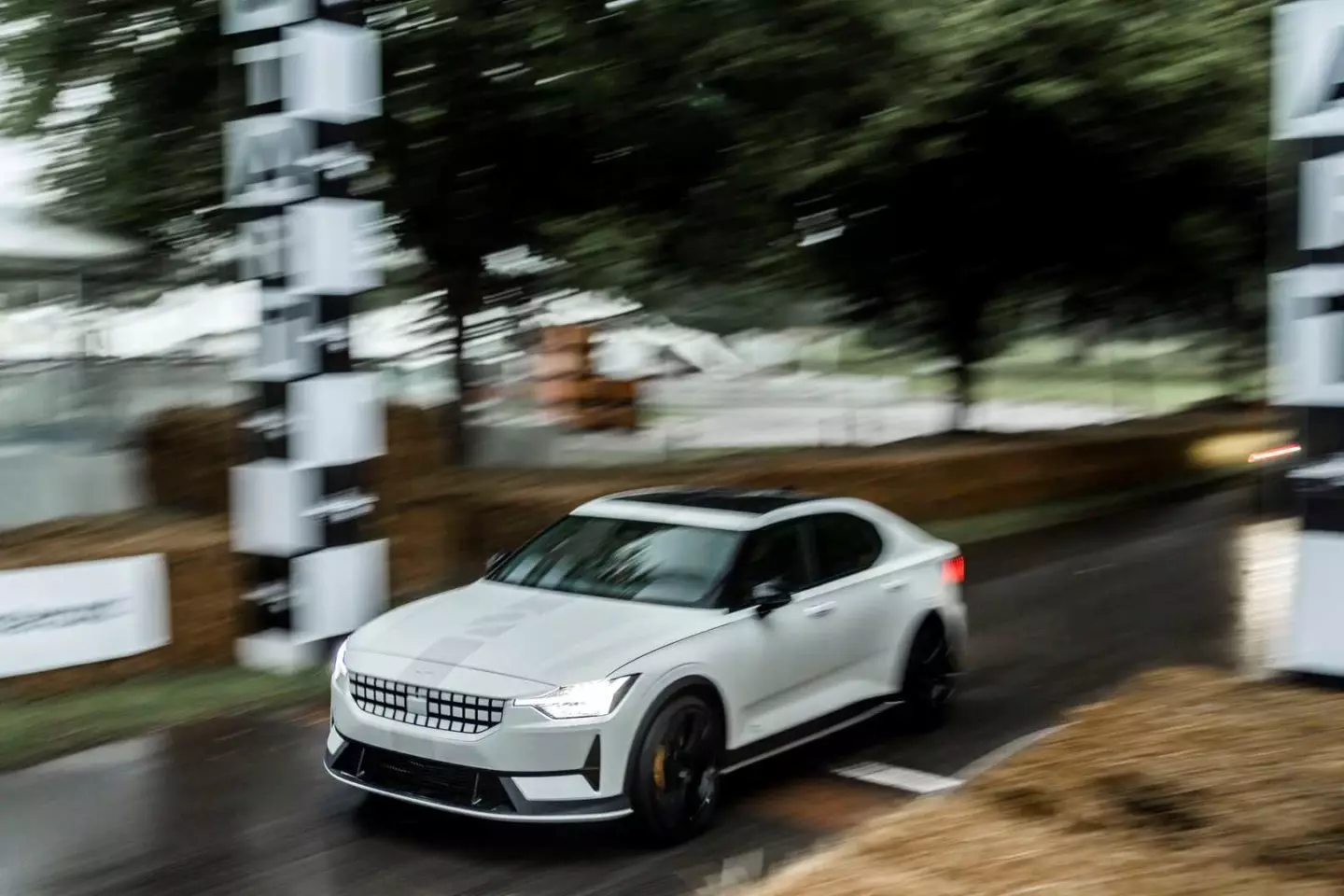 Tilrauna Polestar 2