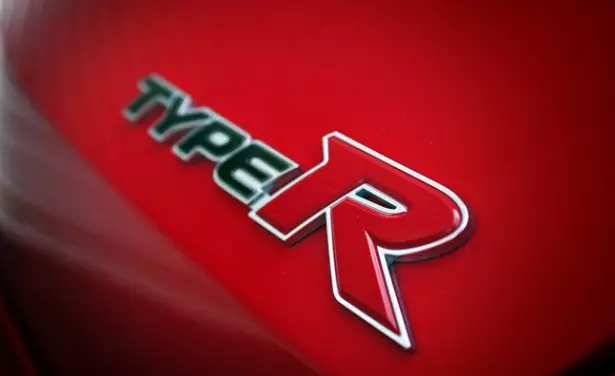 Honda 2015-ci ildə yeni Civic Type R vəd edir 19643_2