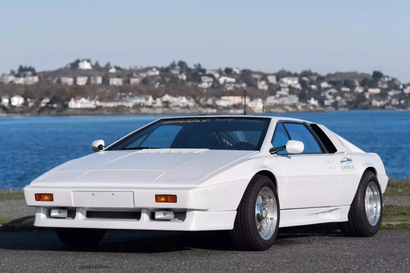 Lotus Esprit S1 1978 он