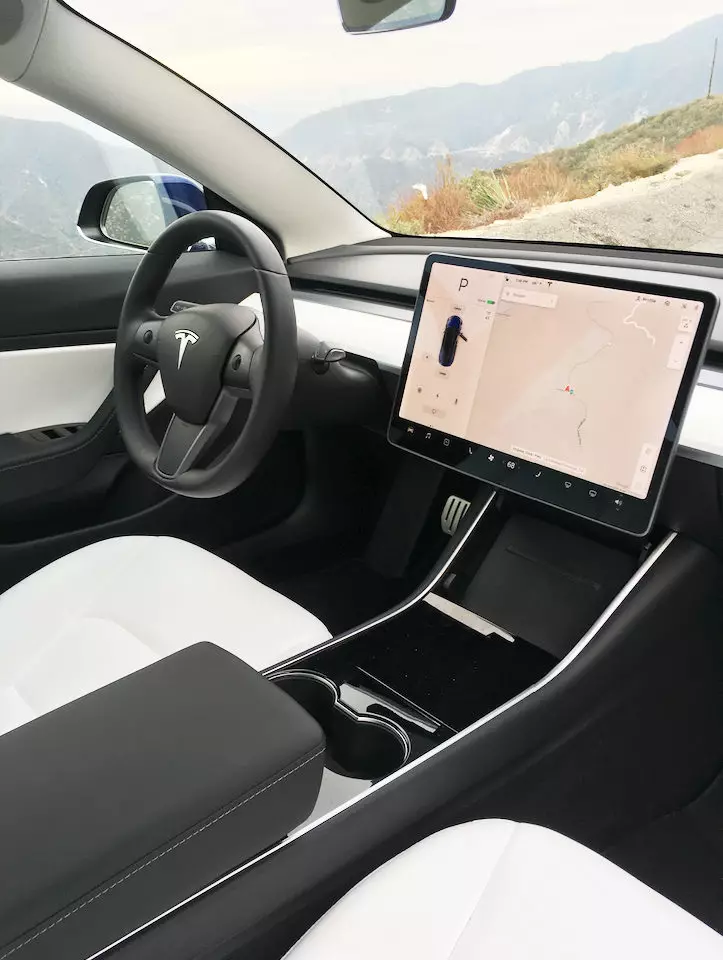 Производителност на Tesla Model 3