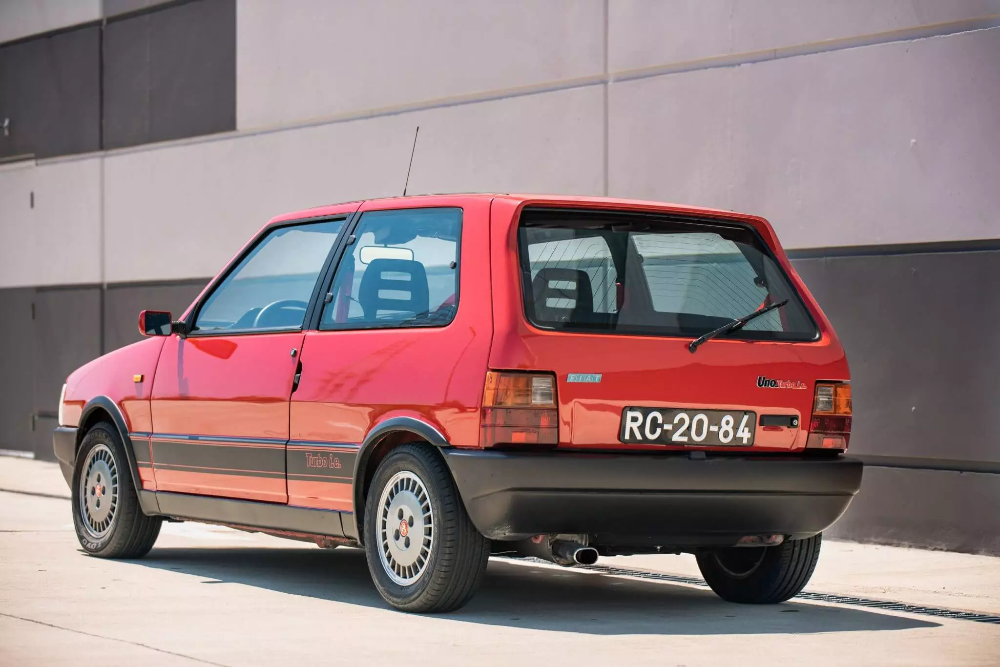 Fiat Uno Turbo, yəni.