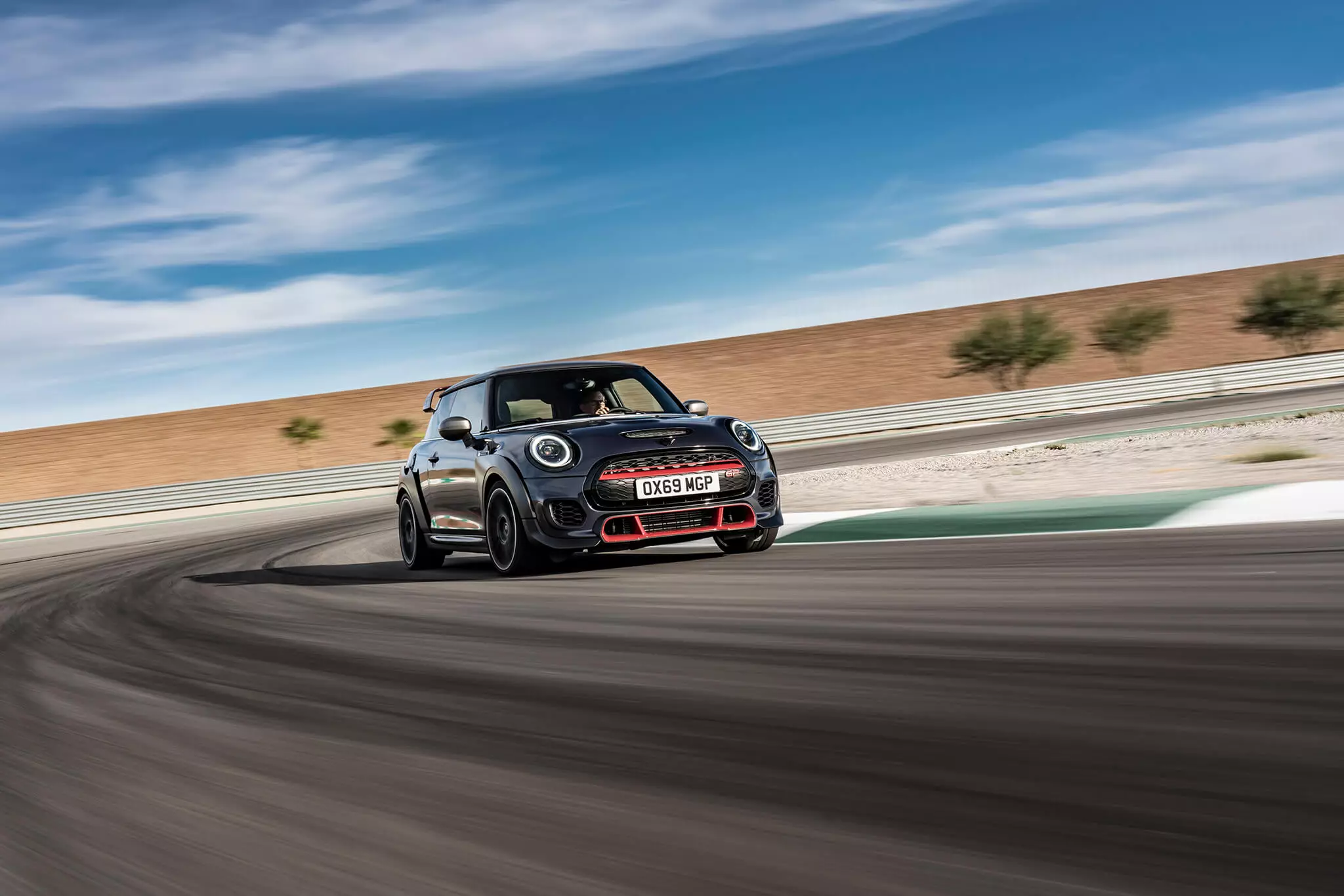 მინი jcw gp 2020