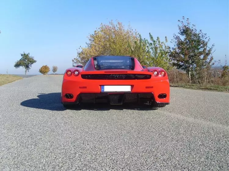 Реплика на Ferrari Enzo с BMW V12 е намерена за продажба в eBay 20206_4