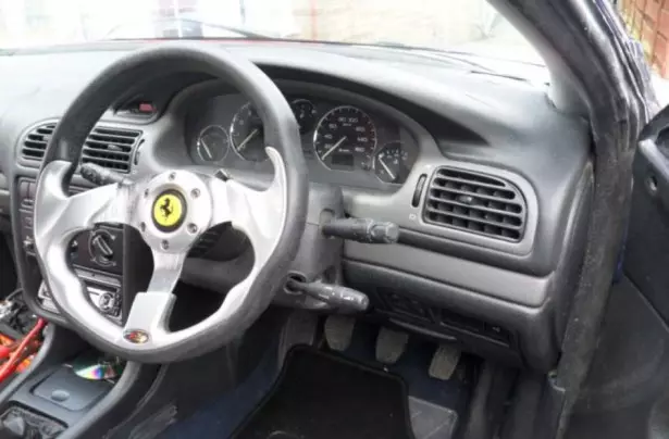 Man forvandler Peugeot 406 Coupé til en Ferrari F430 20207_3