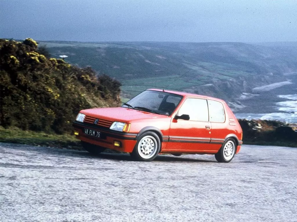 រថយន្ត Peugeot 205 GTI