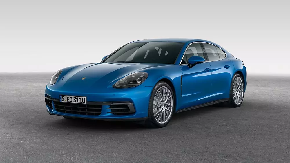 O le Porsche Panamera o se saloon taugata i totonu o ta'avale ta'aloga sili ona lelei 20377_4