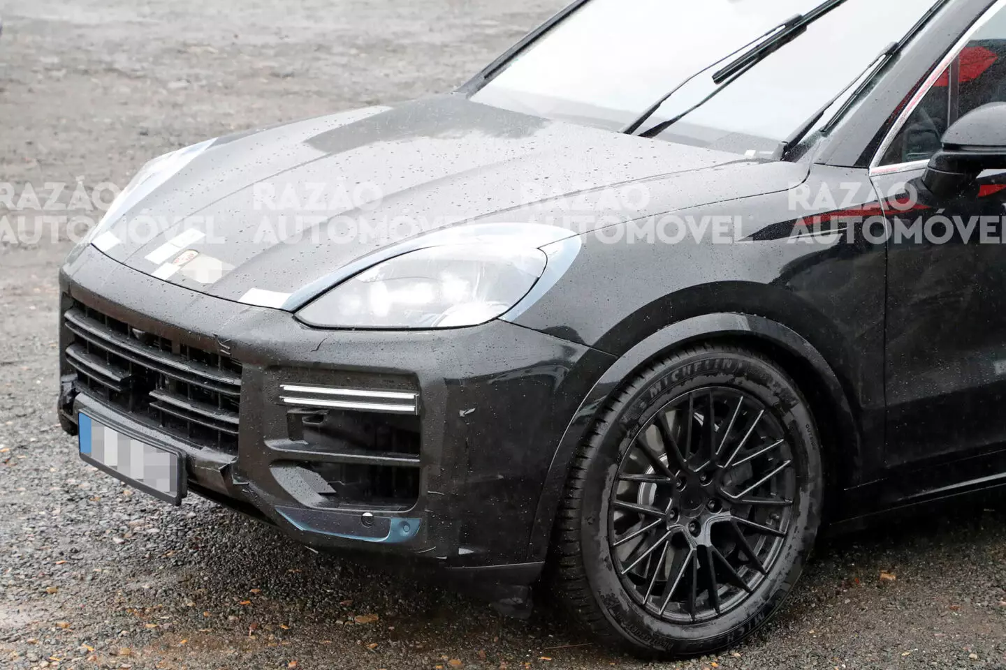 Porsche Cayenne šnipo nuotrauka