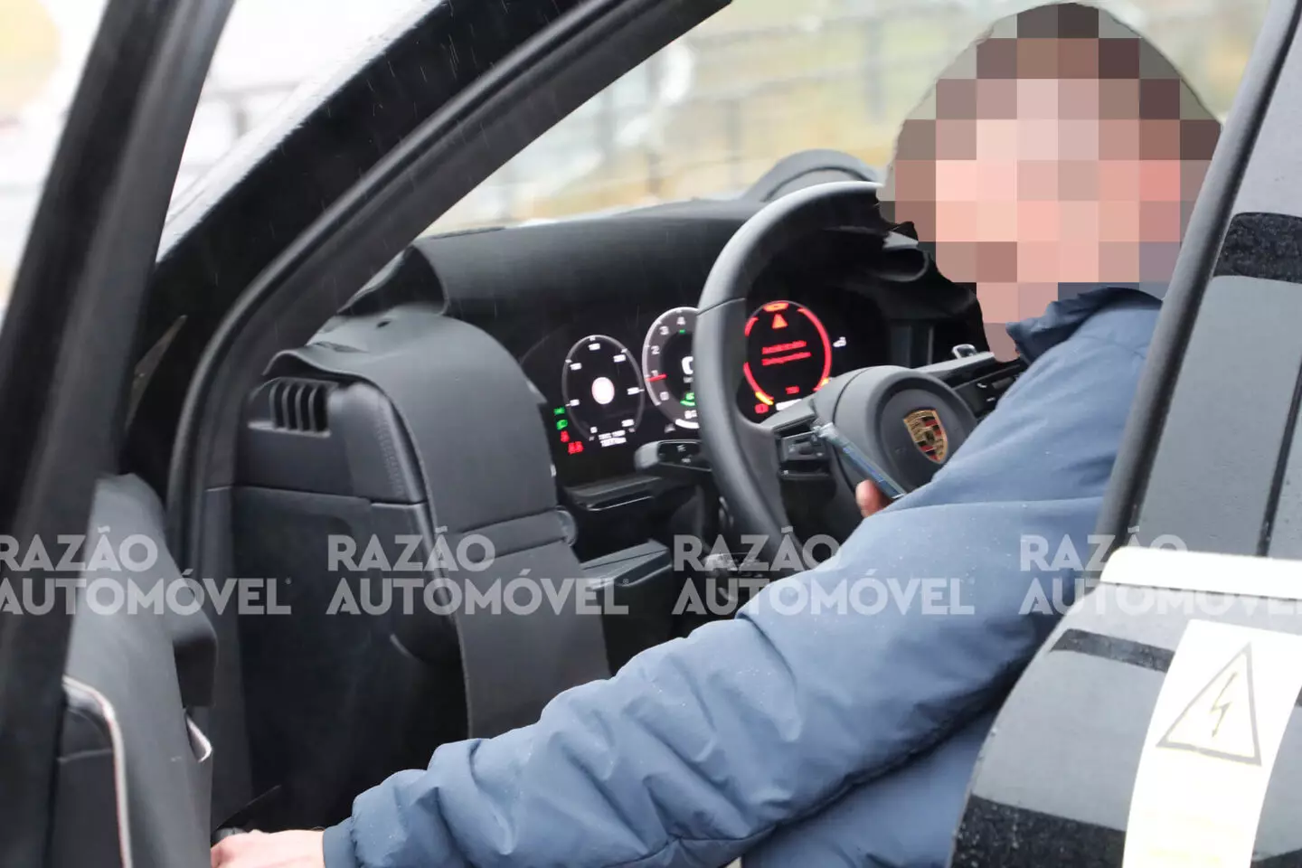 Porsche Cayenne šnipo nuotrauka