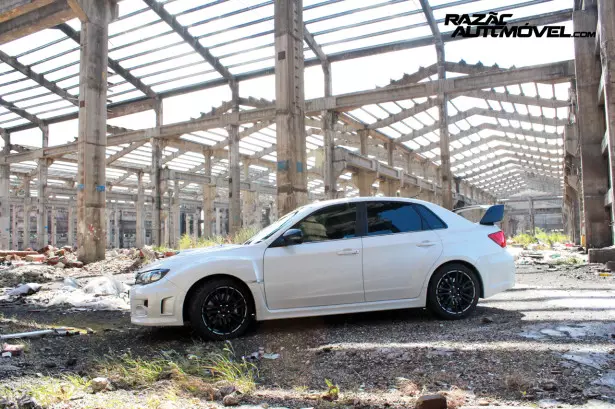 سوبارو ایمپرزا WRX STi