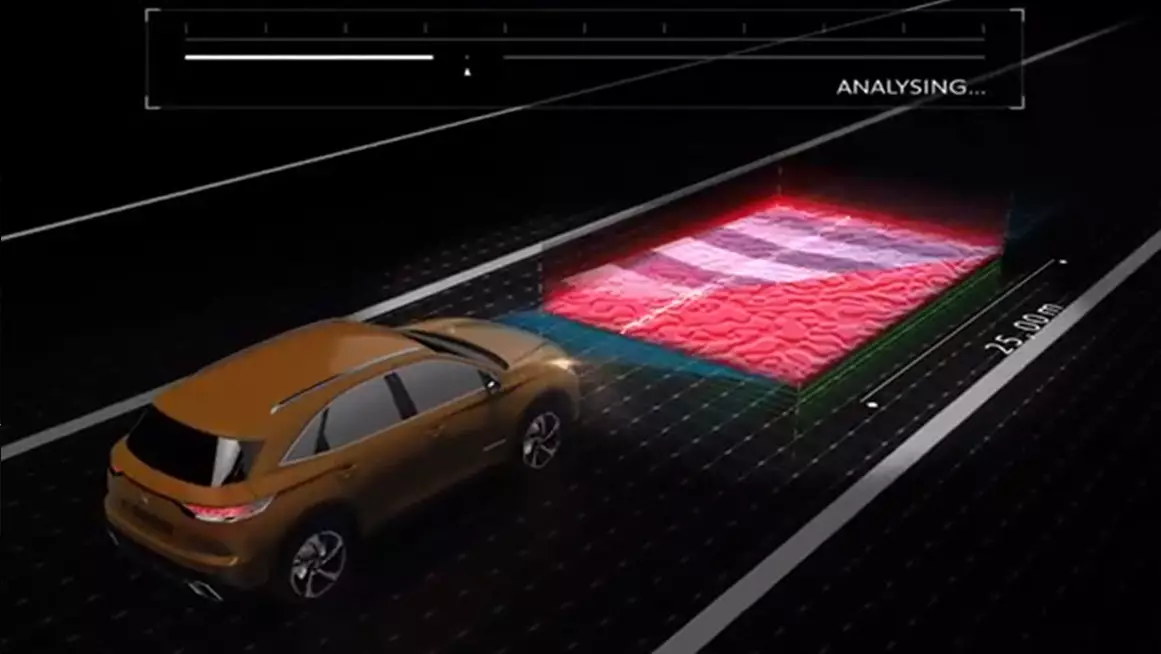 DS 7 Crossback. Elona binzana liphezulu letekhnoloji yesiFrentshi 20433_6