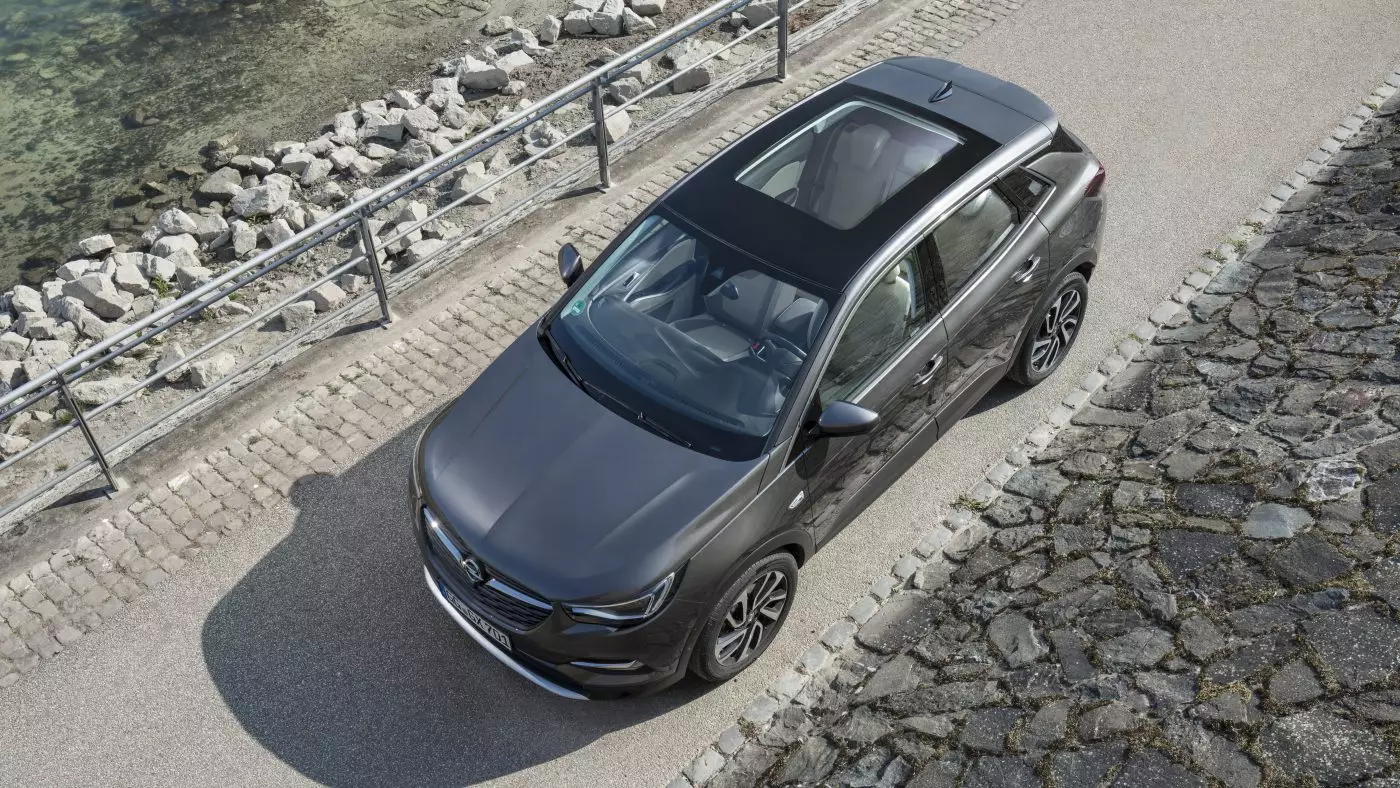 Opel Grandland X.