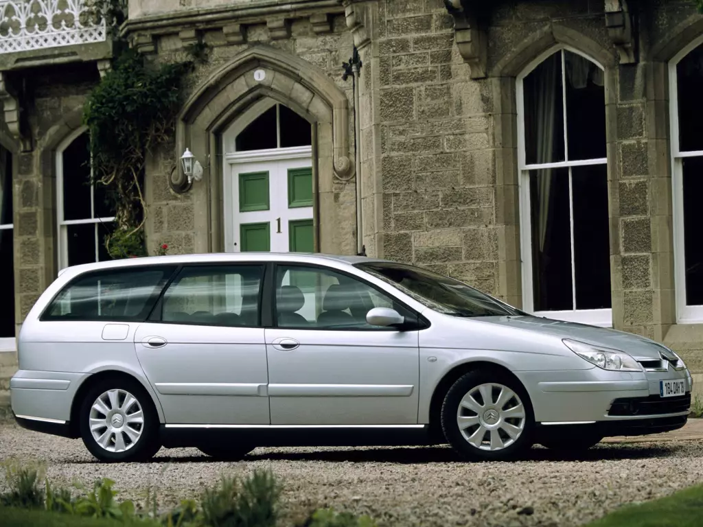 Citroën C5 ໃໝ່ໃນປີ 2020. ມັນຄຸ້ມຄ່າບໍ? 20454_2